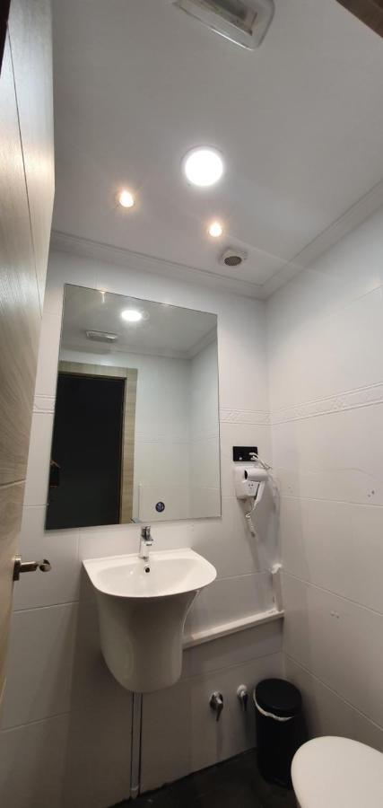 Ch Otello Rooms I - Μαδρίτη Εξωτερικό φωτογραφία
