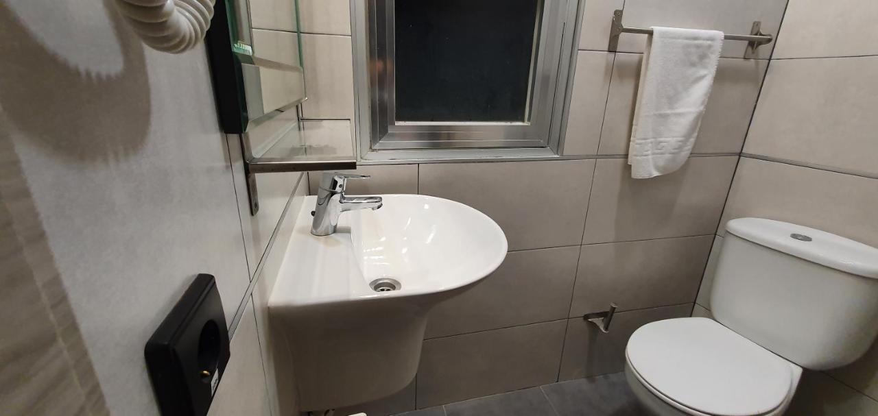 Ch Otello Rooms I - Μαδρίτη Εξωτερικό φωτογραφία